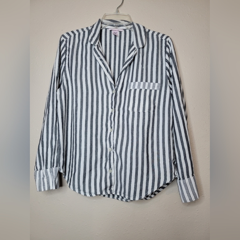 Victoria's Secret Women's Button Striped PJ Top Silver Gray‎ White Pocket Sz S